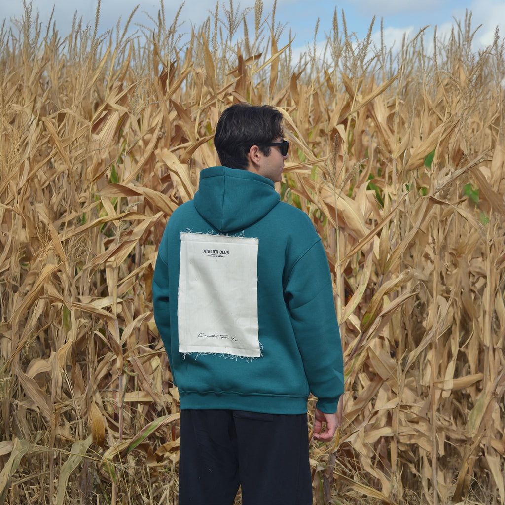 Etiket Detaylı Oversize Kapüşonlu Sweatshirt